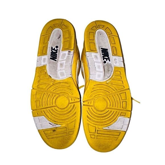 Nike Air Force 2 x Supreme Yellow 2017- size 12 main image 8